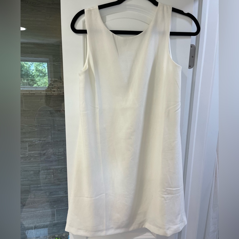 Oliviaceous white a-line dress with v back